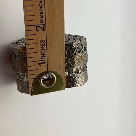 Vintage Filigree Trinket Box Heart-Shaped Metal Box Cottage Silver Tone - Picture 10 of 12